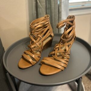 Women's Tan Strappy Sandals